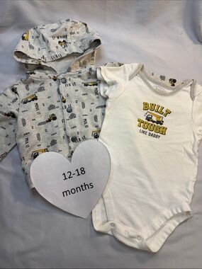 Bundles Built Tough White & Heather Gray Kids Matching Set - 12-18 Months